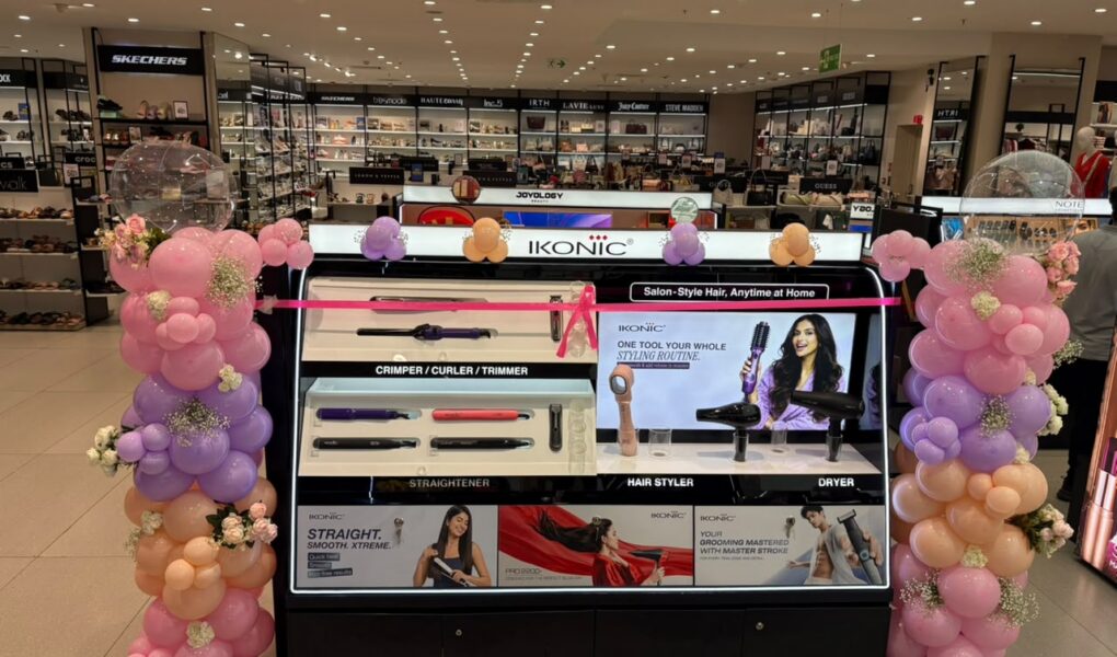 Ikonic Professional Launches Ikonic Me at Shoppers Stop Hyderabad